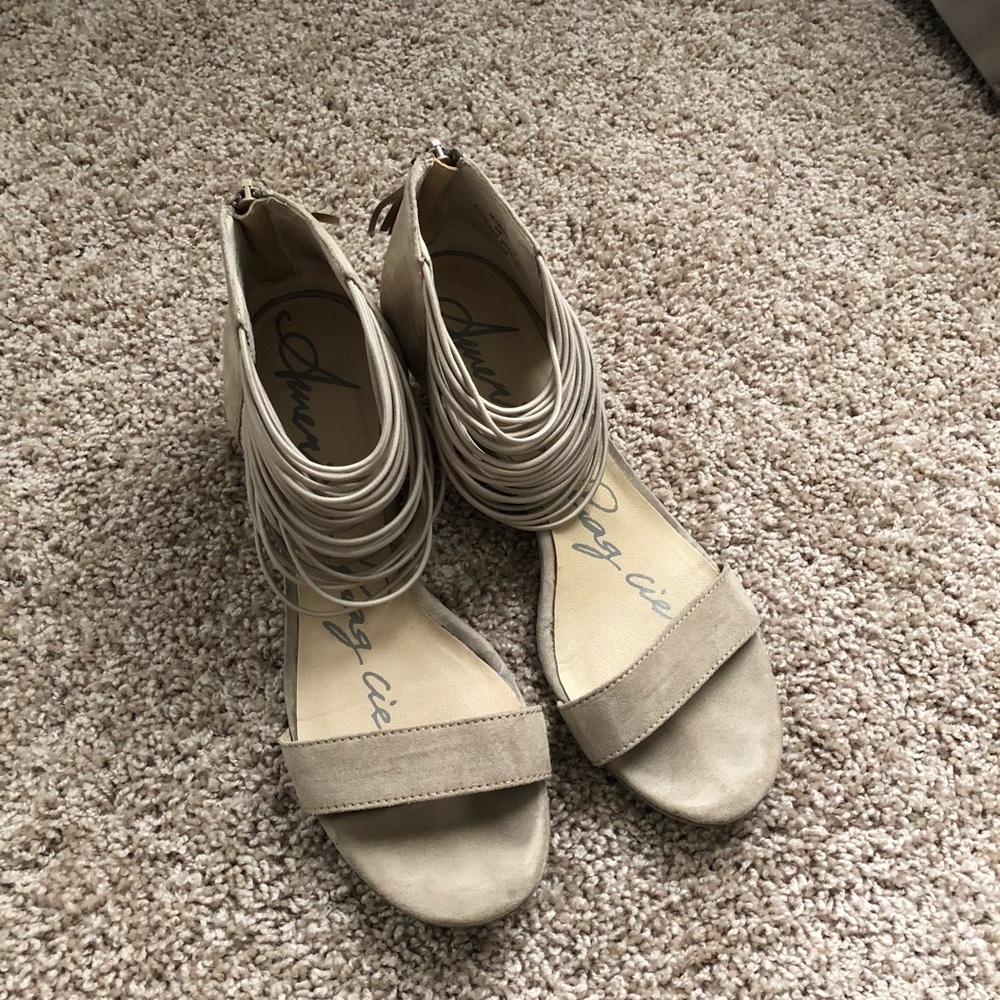 👡American Rag Wedges👡